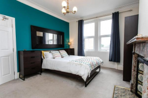 Saltwell Duplex Newcastle by #ShortStaysAway